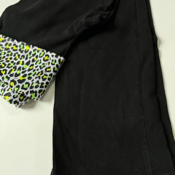 PINK - Black Yoga Leggings with Fold over Leopard waistband w/sequins  sz S - Picture 3 of 4